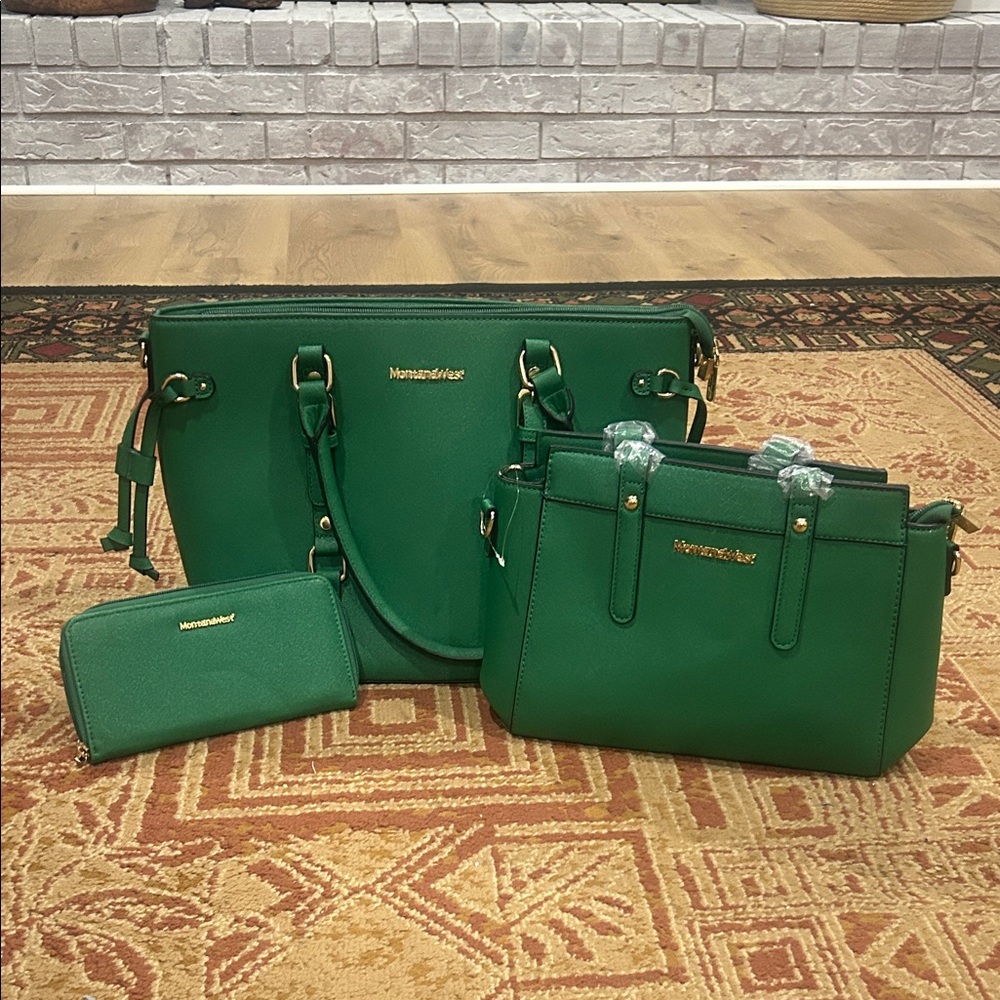 Montana West double purse and wallet set in green.